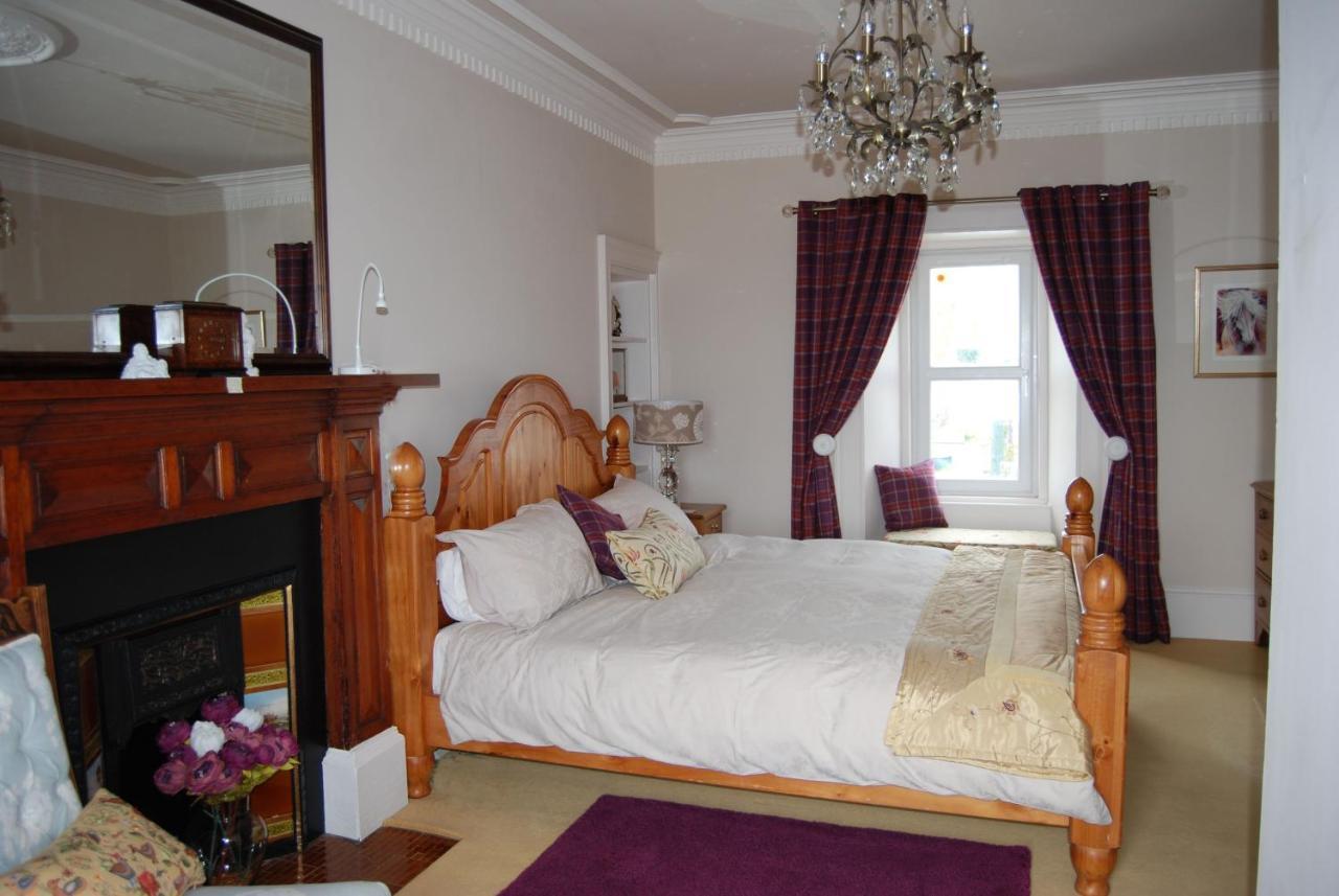 Orsay House Bed and Breakfast Portnahaven Exteriör bild