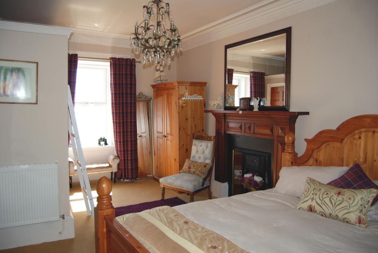 Orsay House Bed and Breakfast Portnahaven Exteriör bild